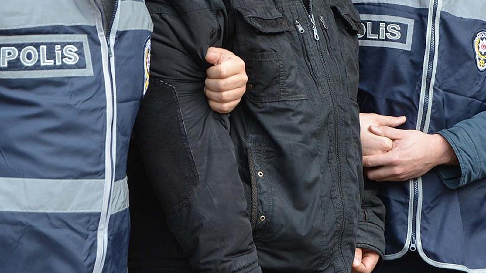 Ünlülere yönelik uyuşturucu operasyonunda kimler gözaltına alındı?