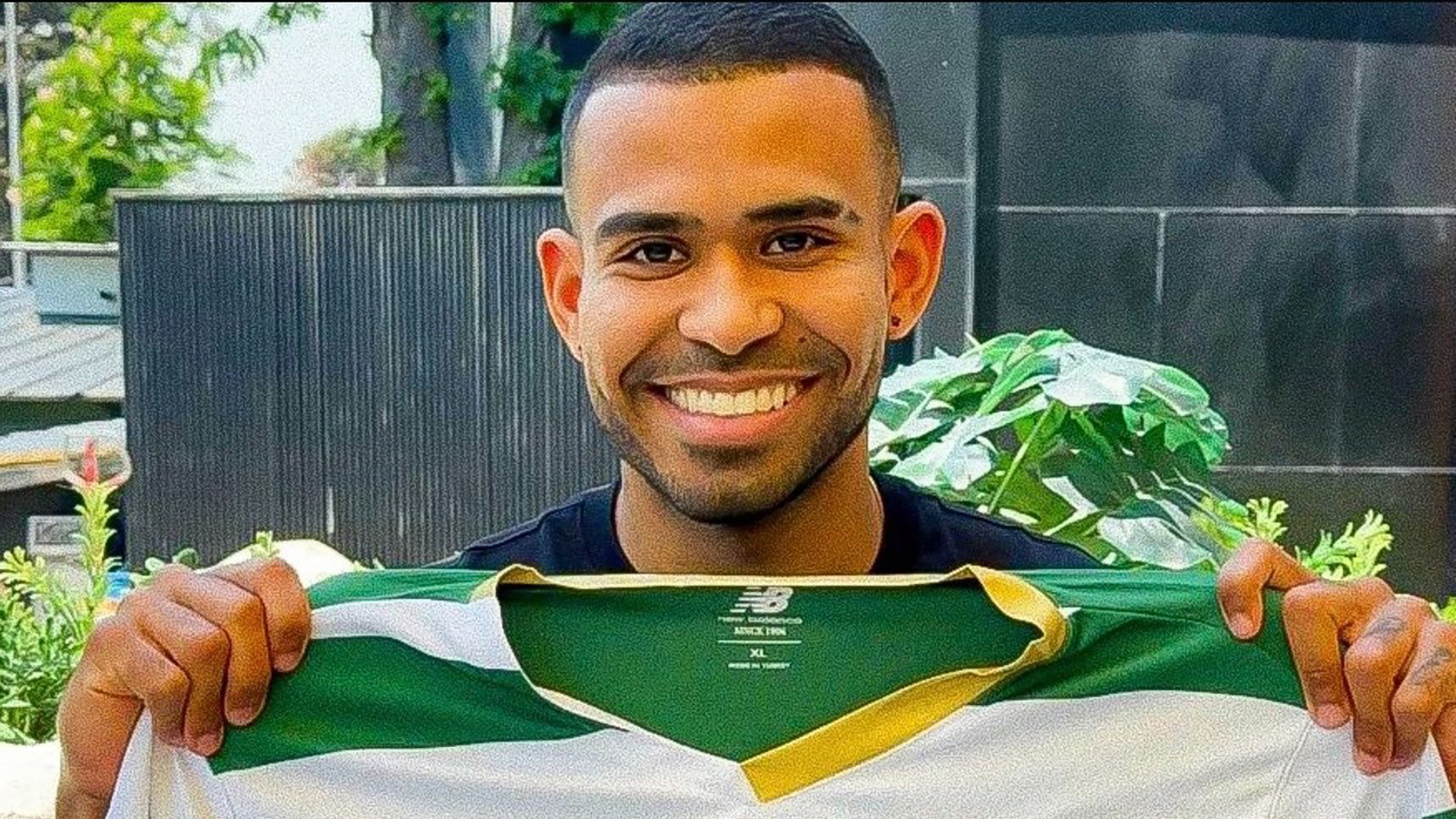 Bursaspor, Juergen Elitim'i kadrosuna kattı