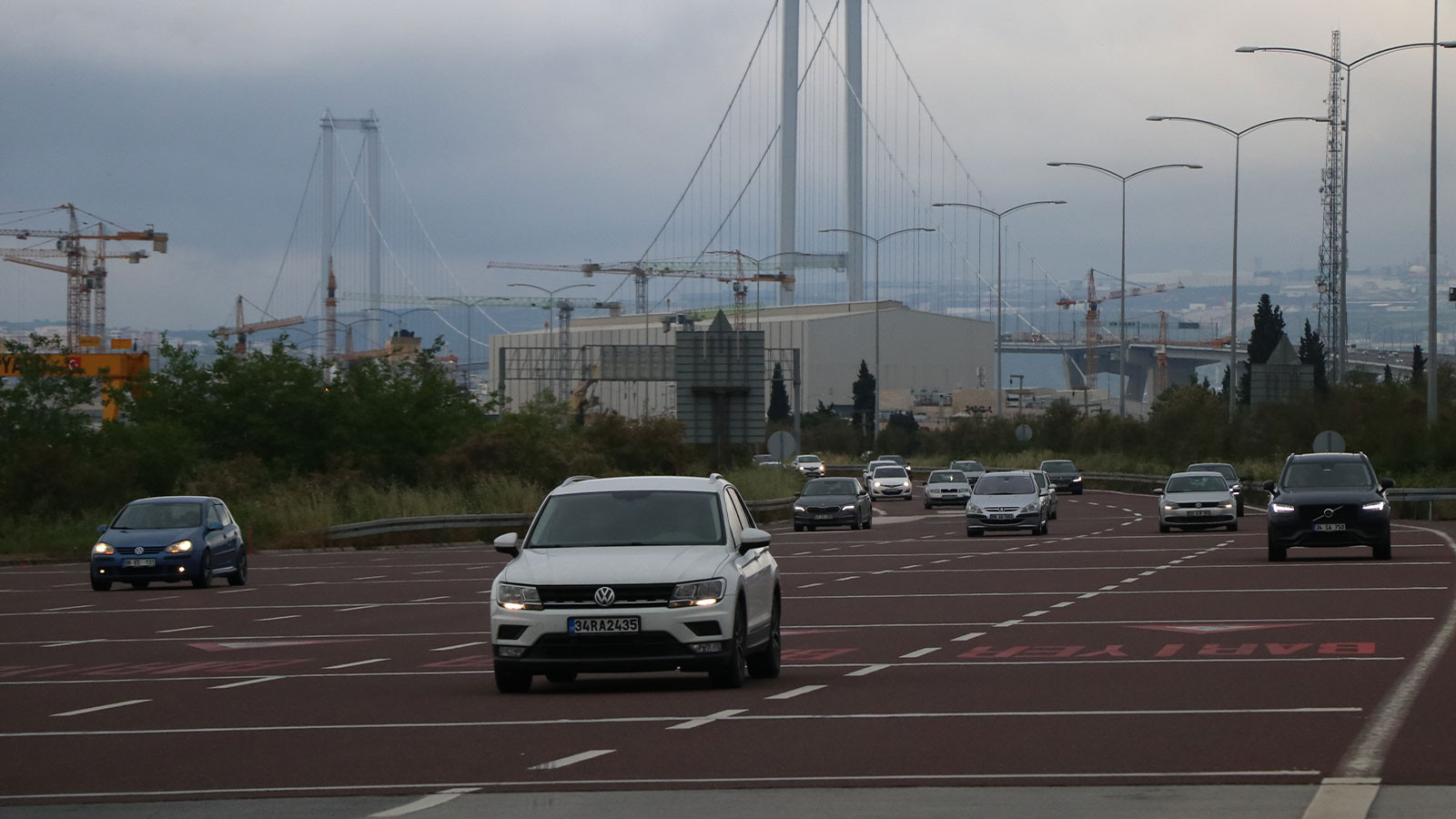 İstanbul-İzmir Otoyolu ile Osmangazi Köprüsü'nde bayram tatili hareketliliği