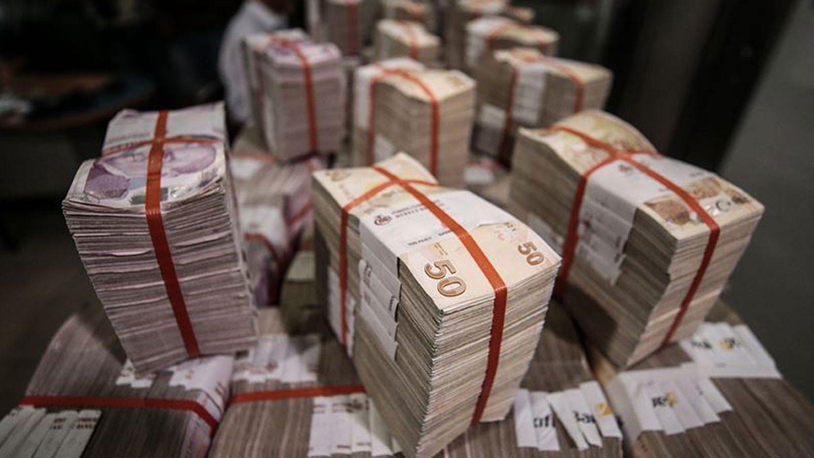 Merkez Bankası'ndan krediler için yeni tedbir! İhtiyaç ve taşıt kredilerinde limit değişti
