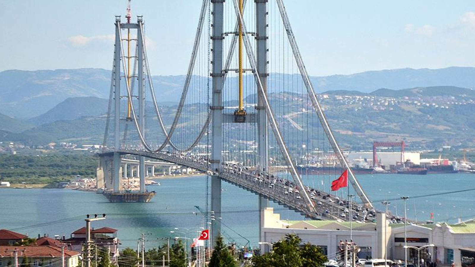 Köprü ve otoyollar yarın (25 Mayıs Pazartesi) ücretsiz mi?