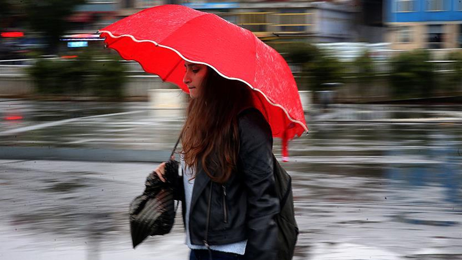 Meteoroloji yeni raporu yayımladı: Yurt genelinde sağanak yağış bekleniyor