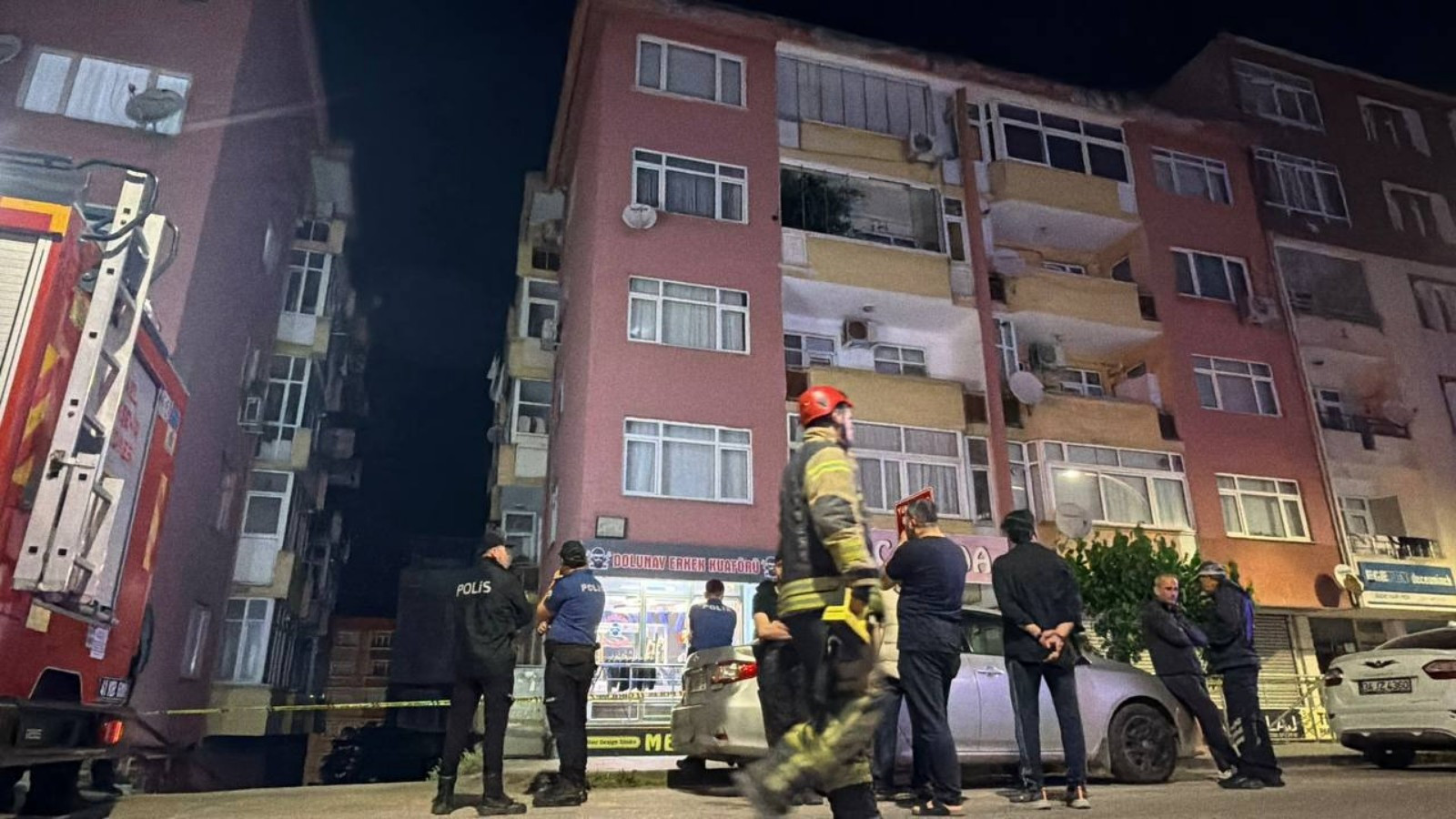 Kocaeli'de 7 katlı bina tedbiren boşaltıldı