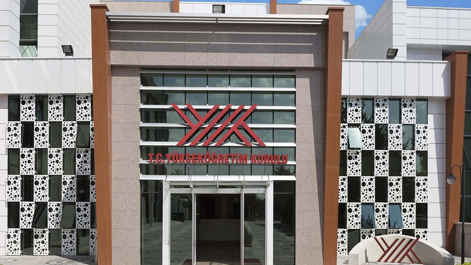 YÖK Başkanı Özvar’dan İstanbul Bilgi Üniversitesi açıklaması