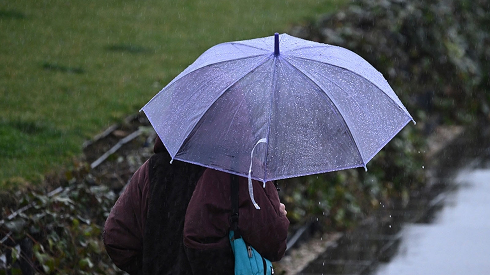 Meteoroloji'den 15 il için sarı kodlu uyarı! Şemsiyenizi almadan dışarı çıkmayın