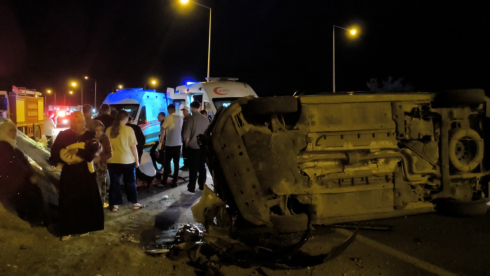 Düğün dönüşü feci kaza: 6 yaralı