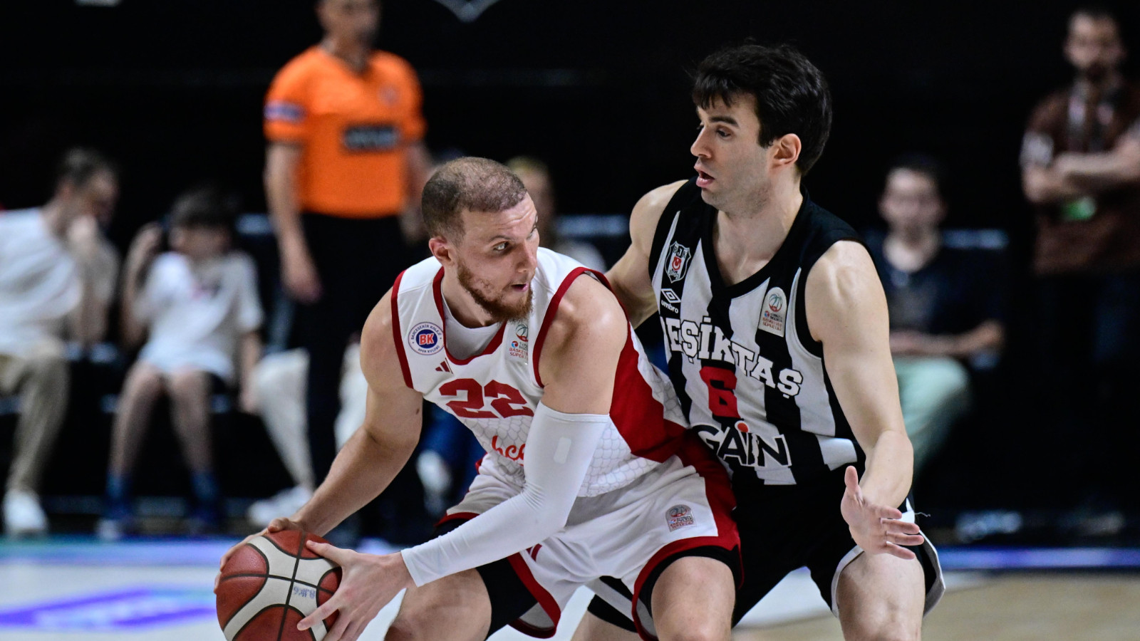 Bahçeşehir Koleji, Beşiktaş GAİN'i farklı mağlup etti
