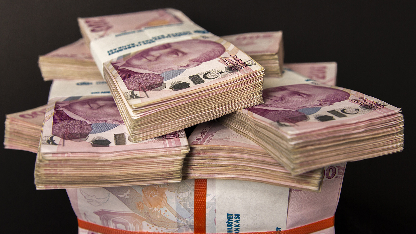 Varlık Barışı Resmi Gazete'de Yayımlandı: Türkiye'ye Kazanç Getirenlere 20 Yıl Vergi Muafiyeti