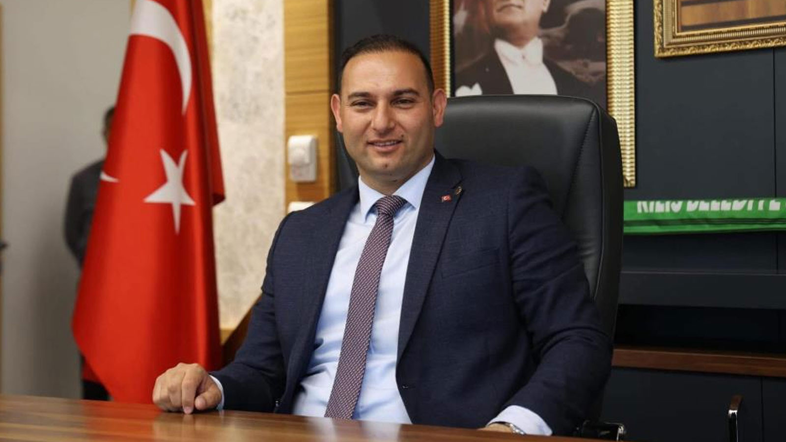 Kilis Belediye Başkanı Hakan Bilecen CHP'den Ayrıldı