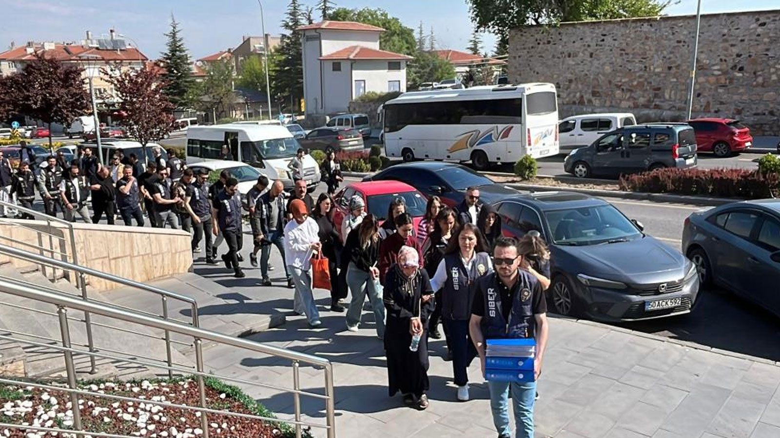 Nevşehir merkezli 27 ilde yasa dışı bahis operasyonu: 79 kişi tutuklandı