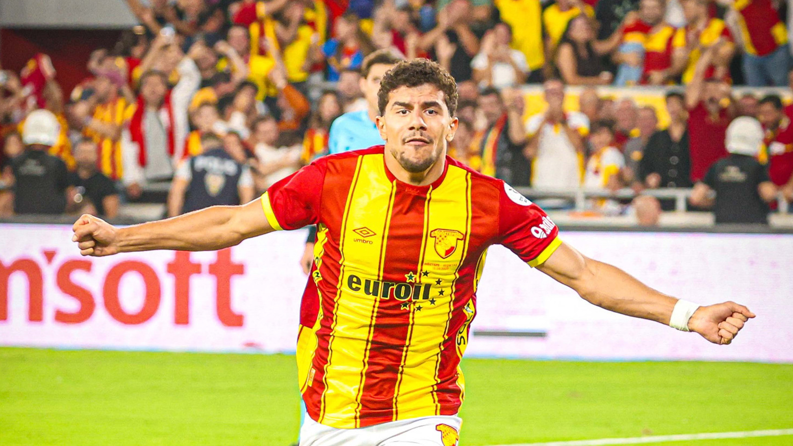Göztepe'ye Sabra'dan kötü haber