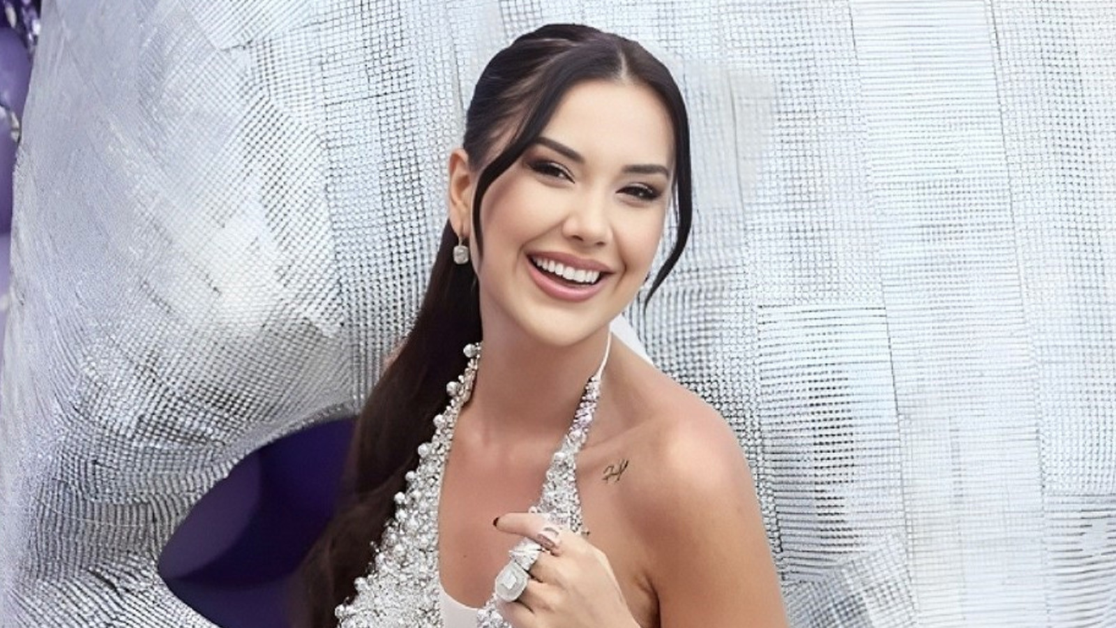 Dilan Polat'ın Instagram hesabına erişim engeli