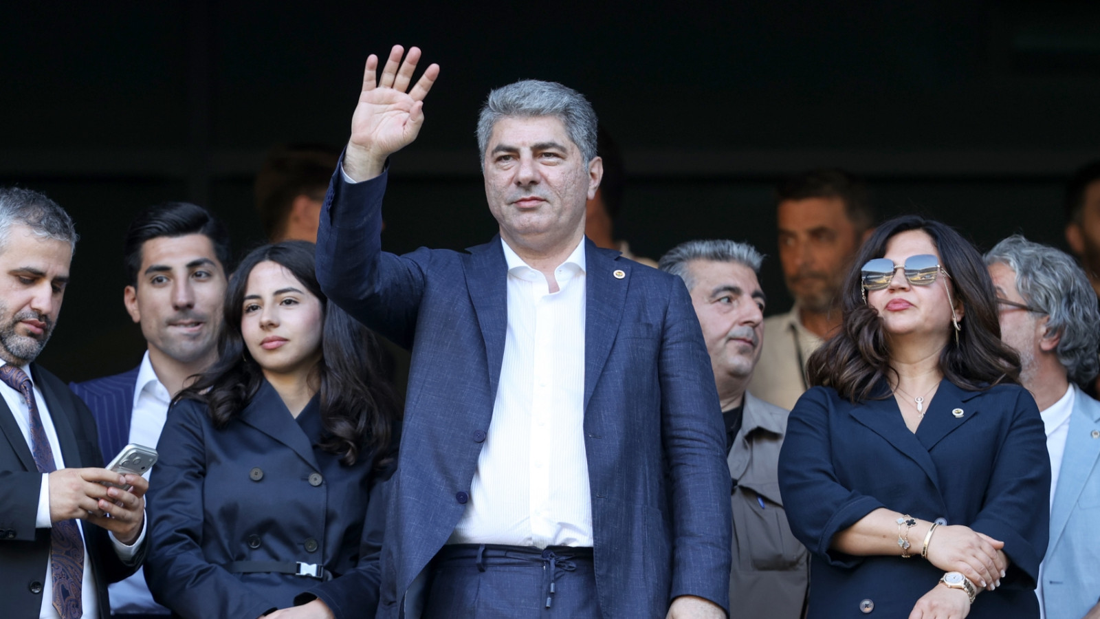 Seçim sonrası Hakan Safi'den tebrik: Camia eskiyi tercih ett