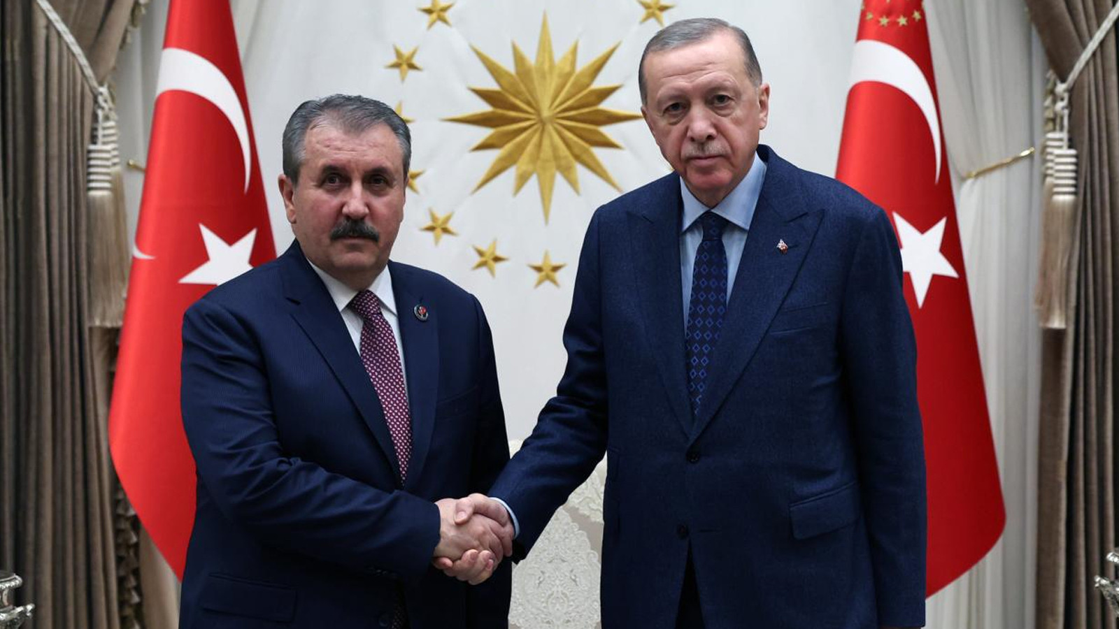 Cumhurbaşkanı Erdoğan, BBP Genel Başkanı Destici'yi tebrik e