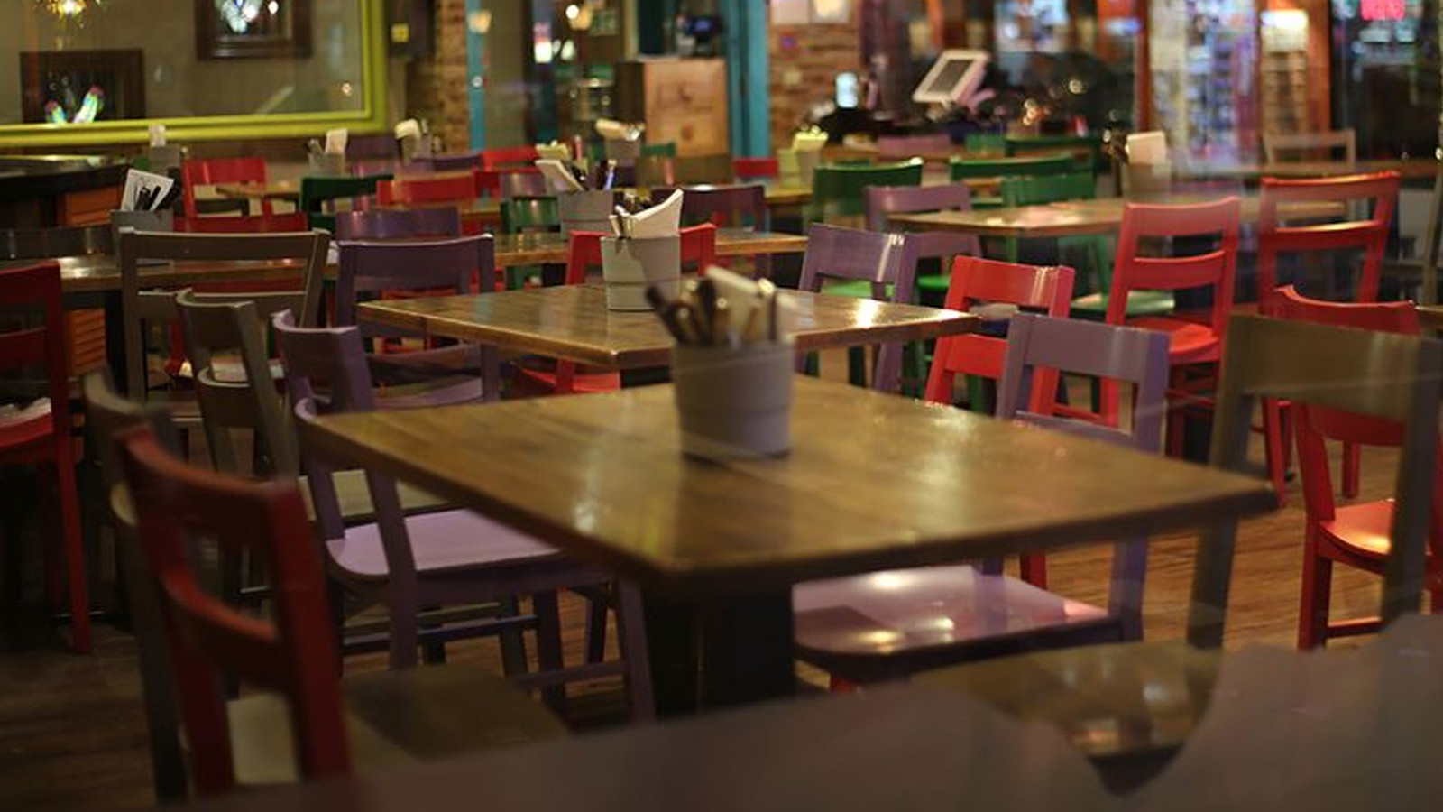 Servis ücreti alan restorana 274 bin liralık ceza