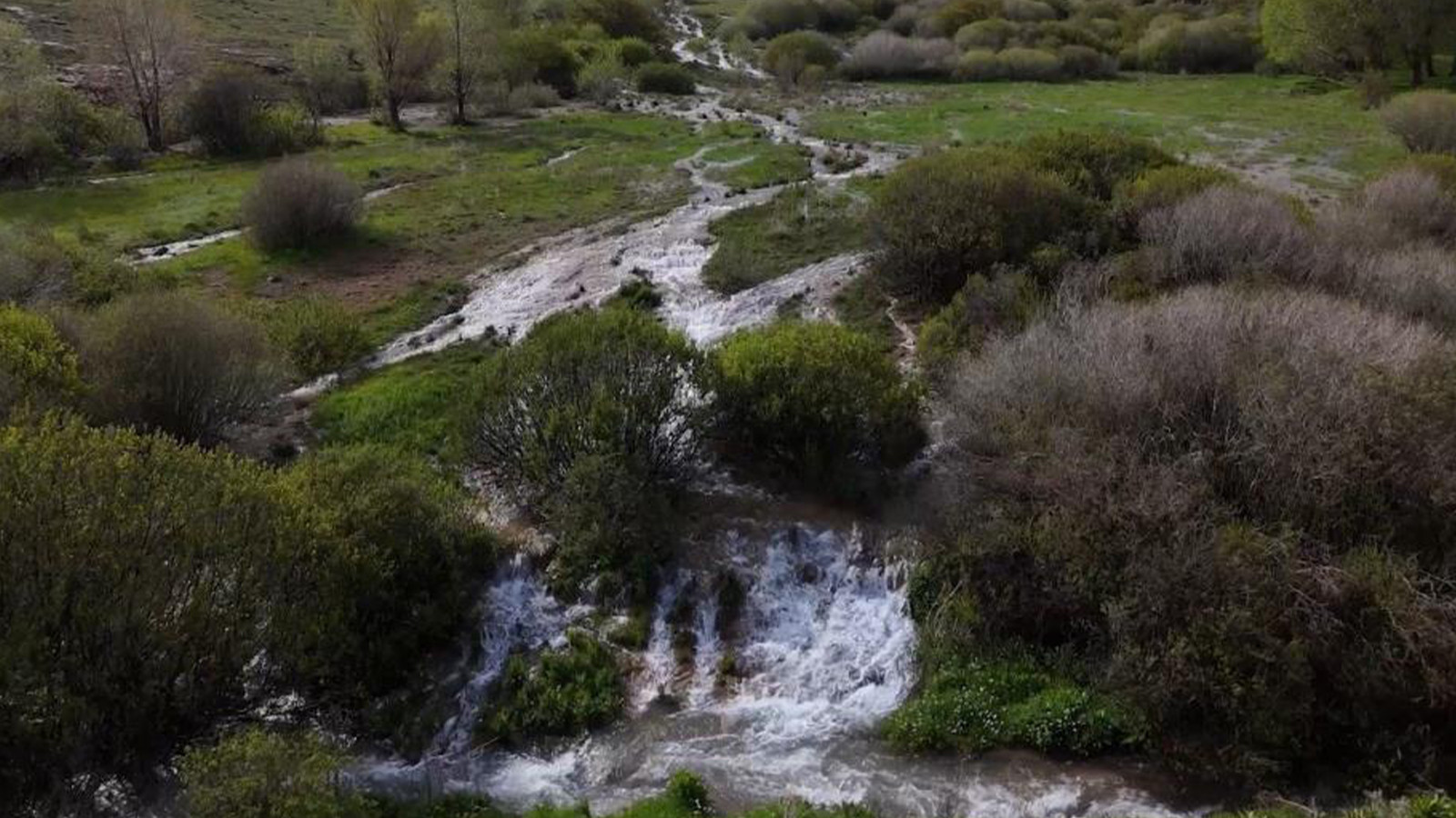 Ağ Nene yeniden uyandı; yılda sadece bir kez akan gizemli su