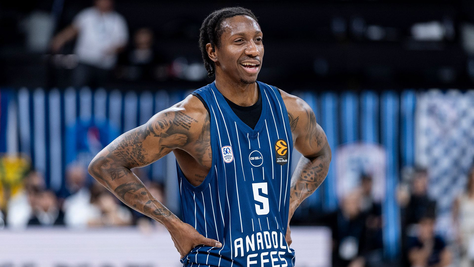 Anadolu Efes, Saben Lee ile yollarını ayırdı