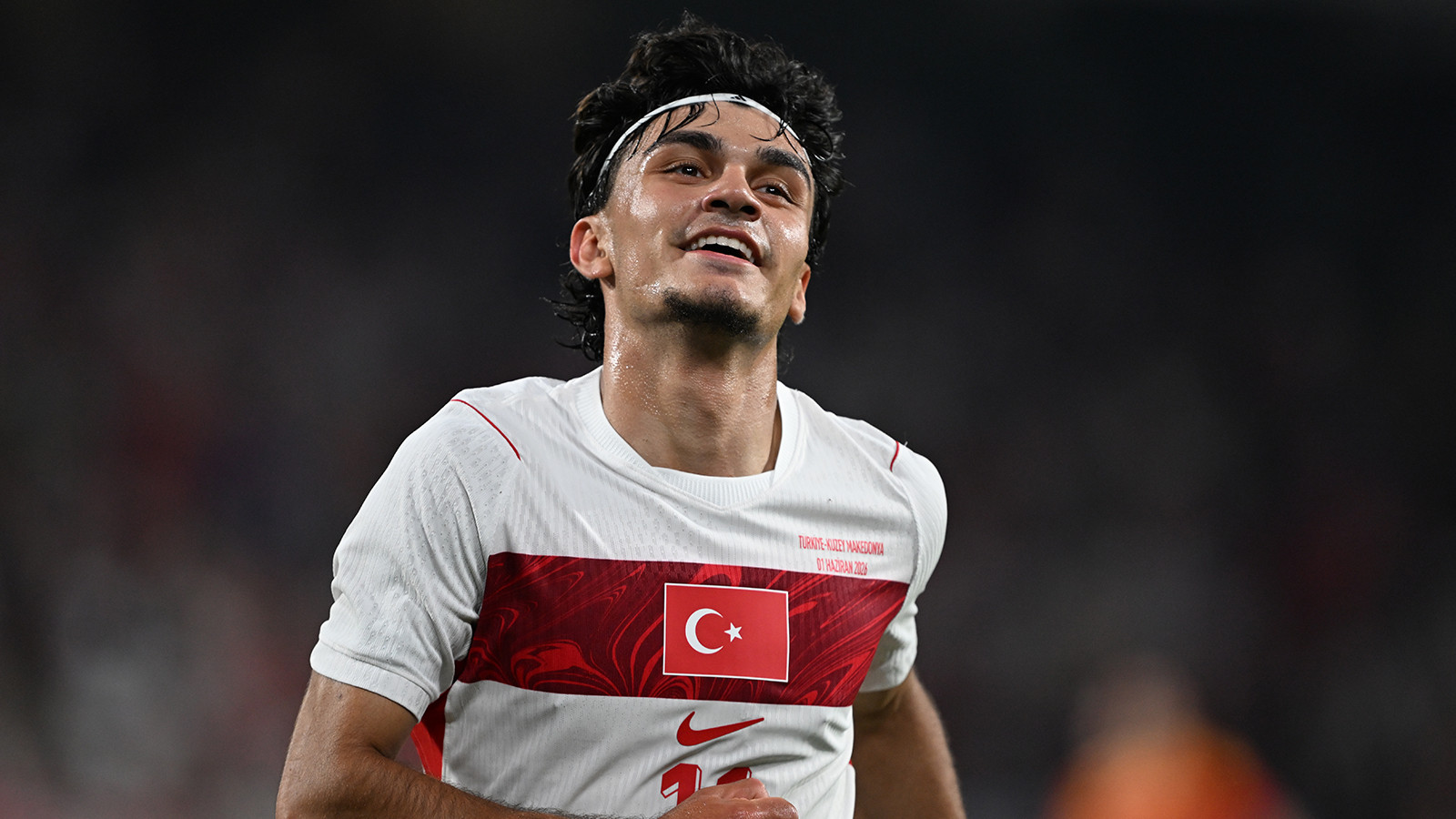 Galatasaray'ın Can Uzun için Eintracht Frankfurt'a yaptığı t