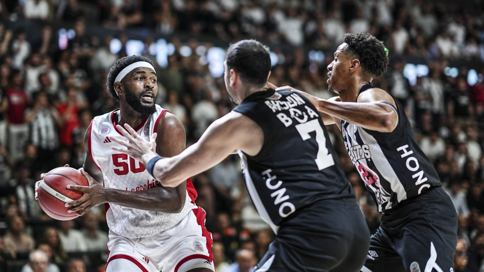 Basketbol Süper Ligi'nde Beşiktaş - Fenerbahçe fin