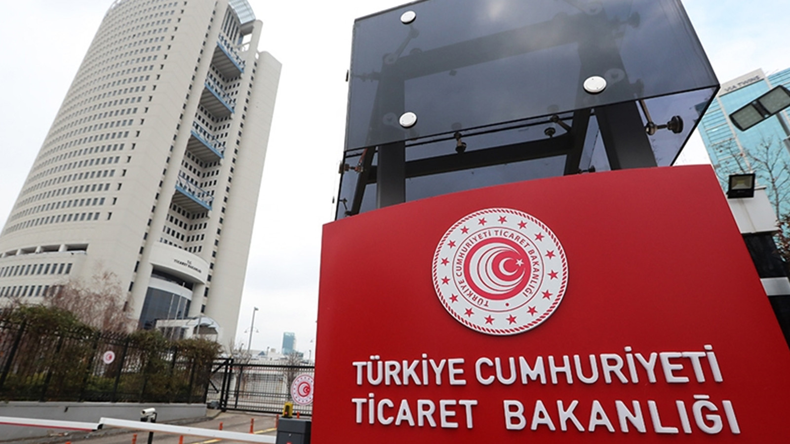 Ticaret Bakanlığı'ndan META'ya 5 Milyon TL Ceza