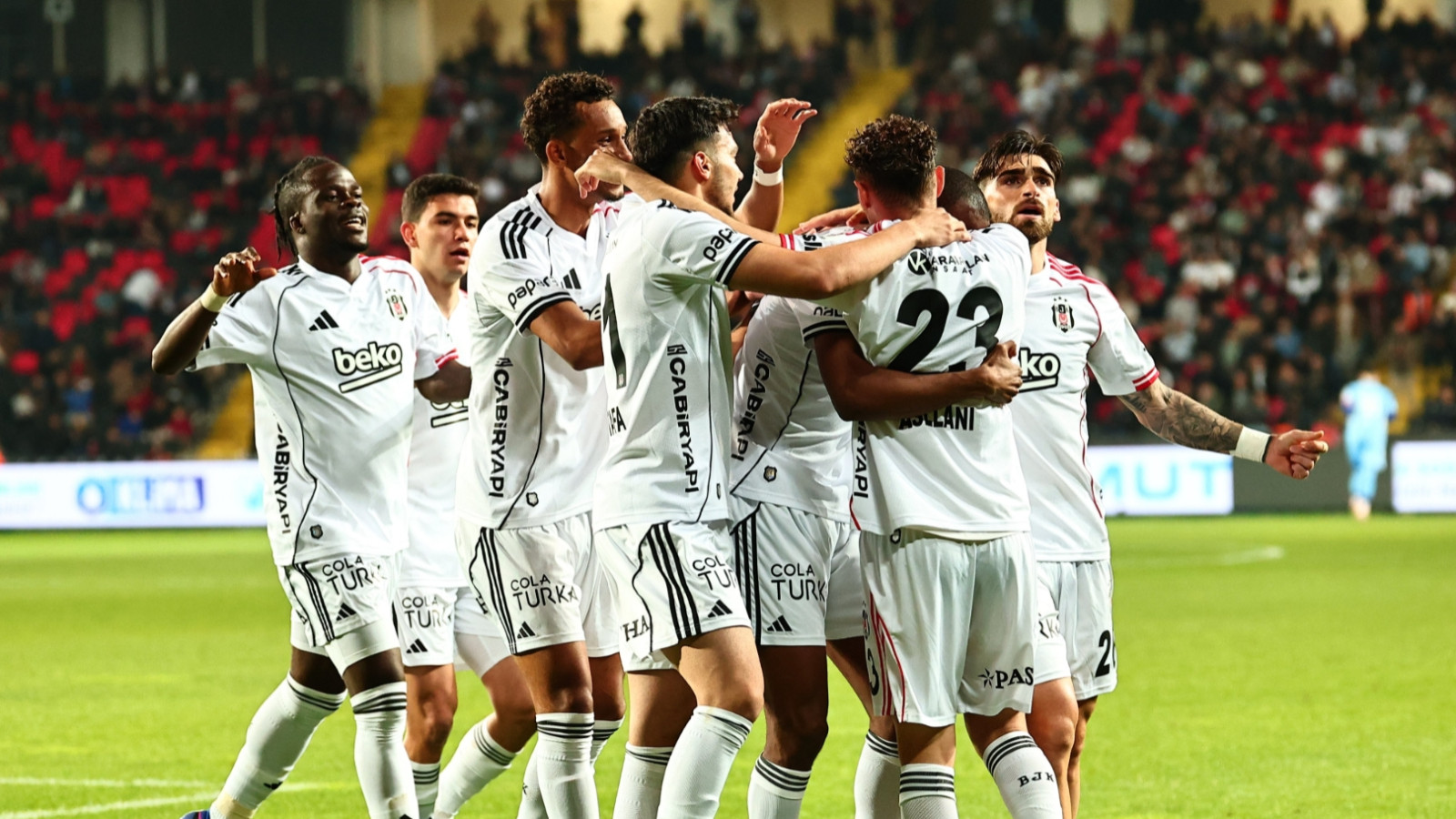 Beşiktaş'ın UEFA Avrupa Ligi'ndeki muhtemel rakipleri belli oldu