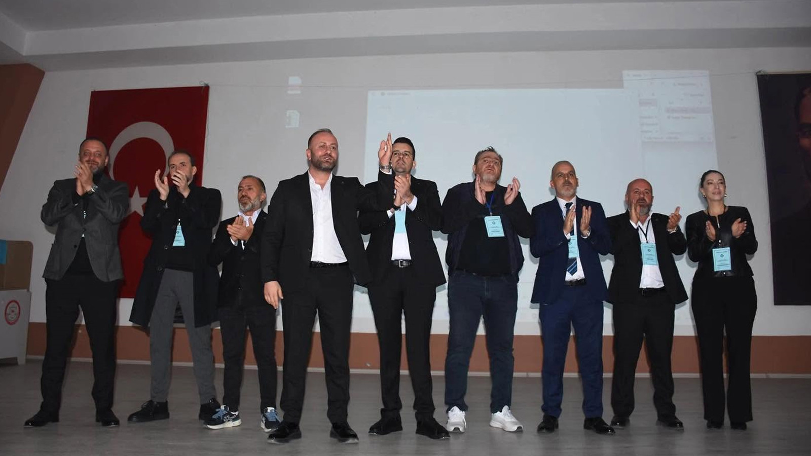 Altay'da kongre telaşı