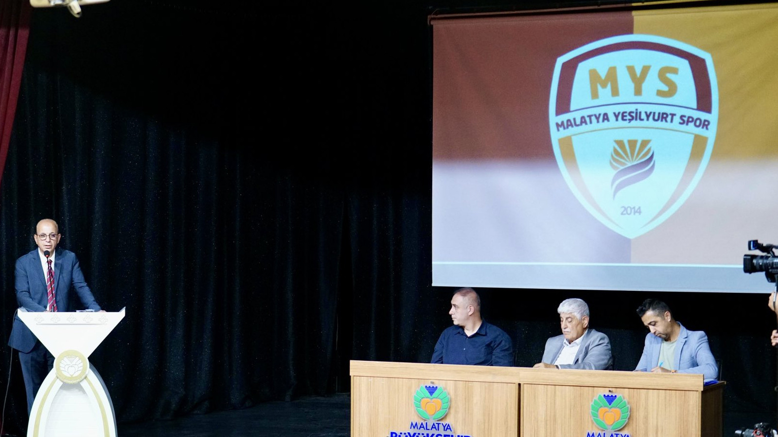 Malatya Yeşilyurt Spor’un logosu ve renkleri değişti