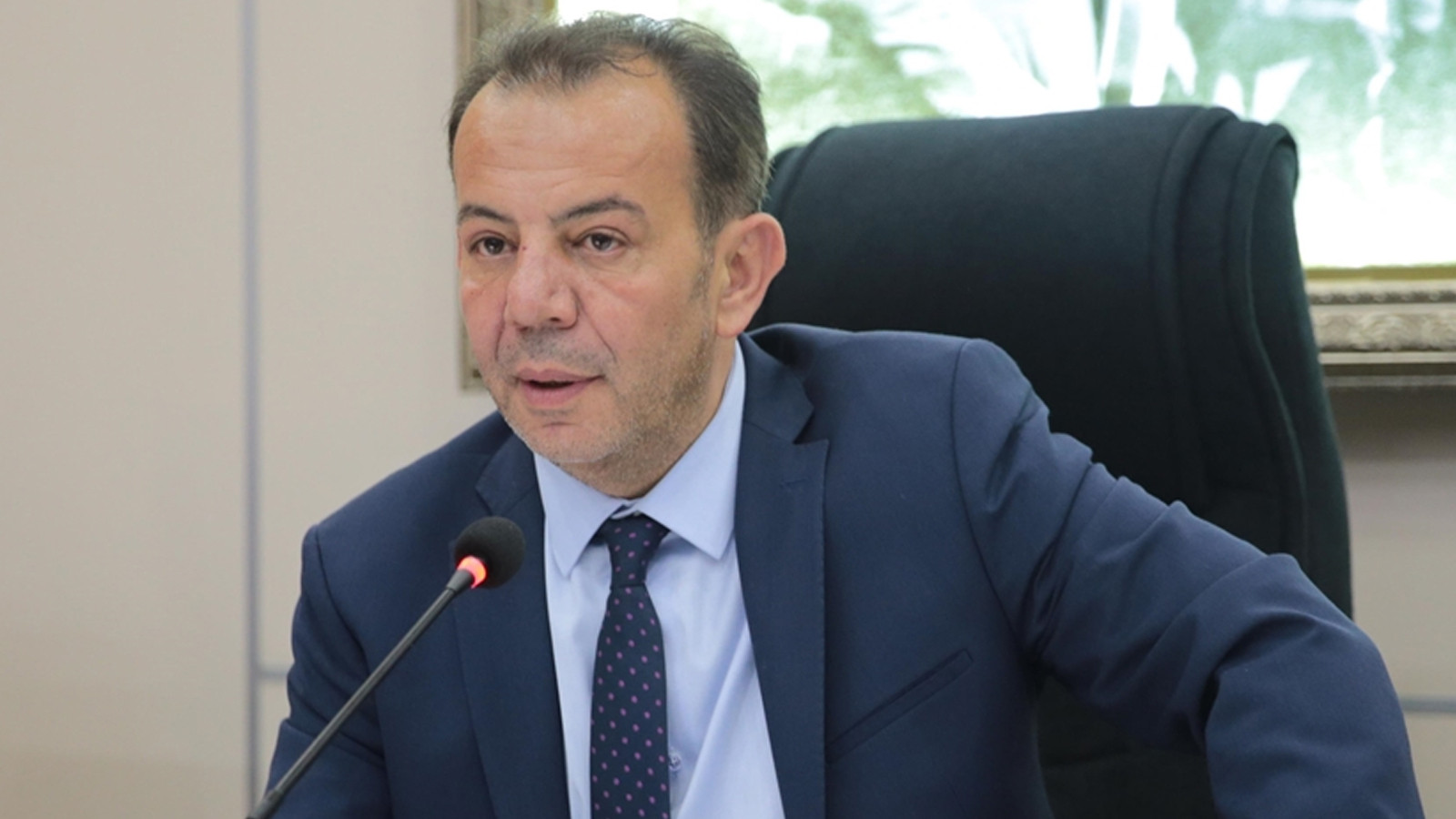 Tanju Özcan CHP Üyeliğinden Ayrıldı