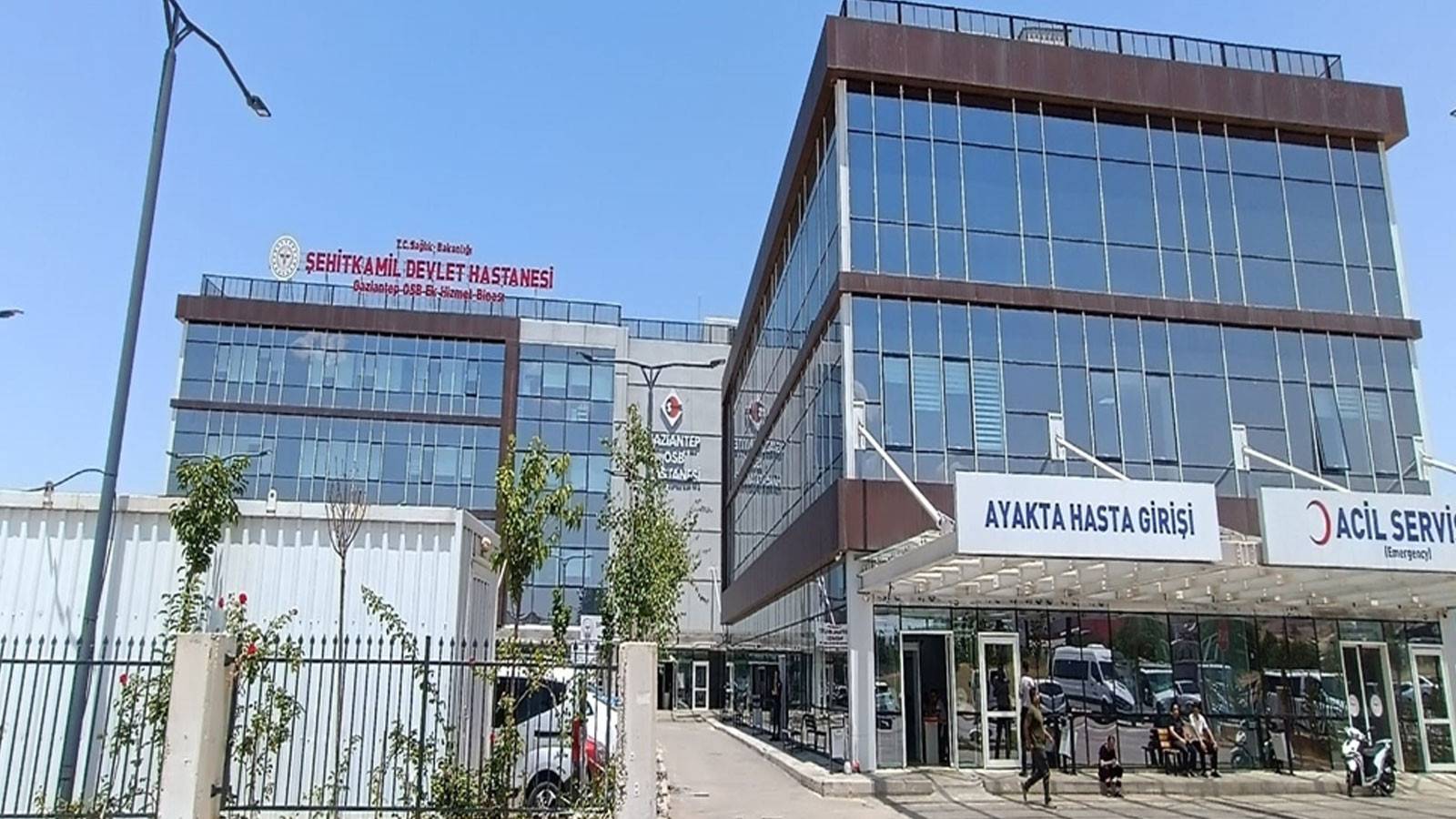Fabrikada su içtikten sonra rahatsızlanan 25 işçi hastaneye kaldırıldı