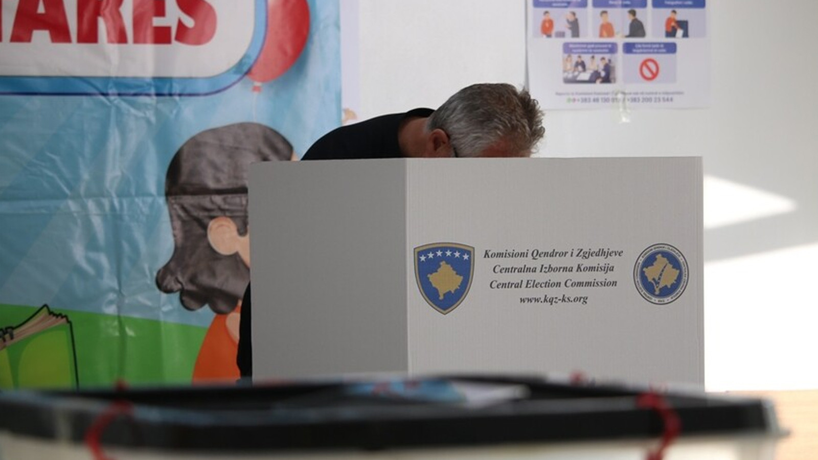 Kosova'da Erken Genel Seçim Sonuçları Açıklandı