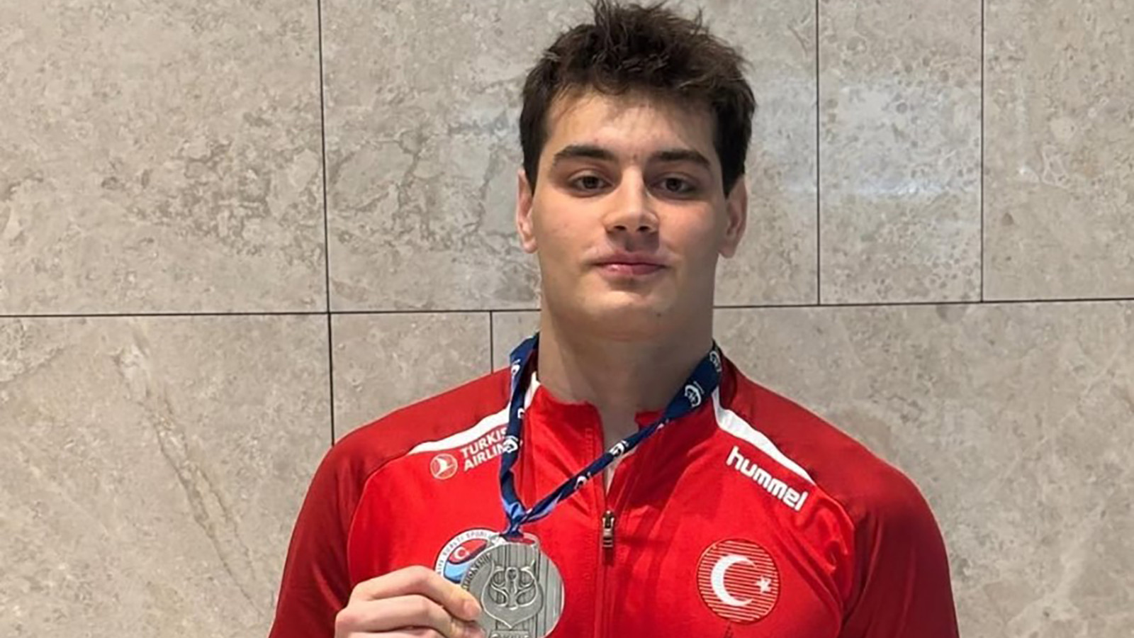 Milli sporcu Kaan Efe Kaya, dünya ikinciliği kazandı