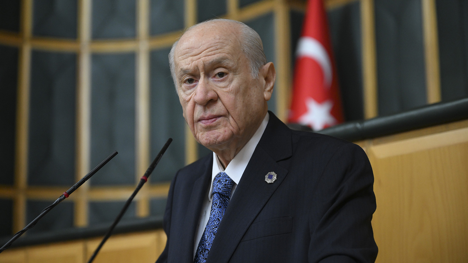 Bahçeli, Askeri Hastanelerin Yeniden Açılması Gerektiğini Belirtti
