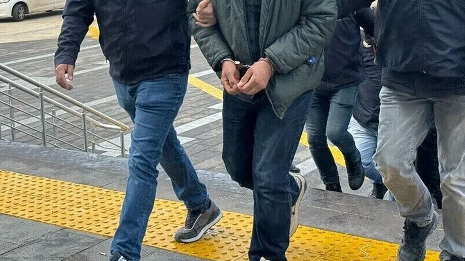 İstanbul Merkezli Yasa Dışı Bahis Operasyonunda 37 Gözaltı