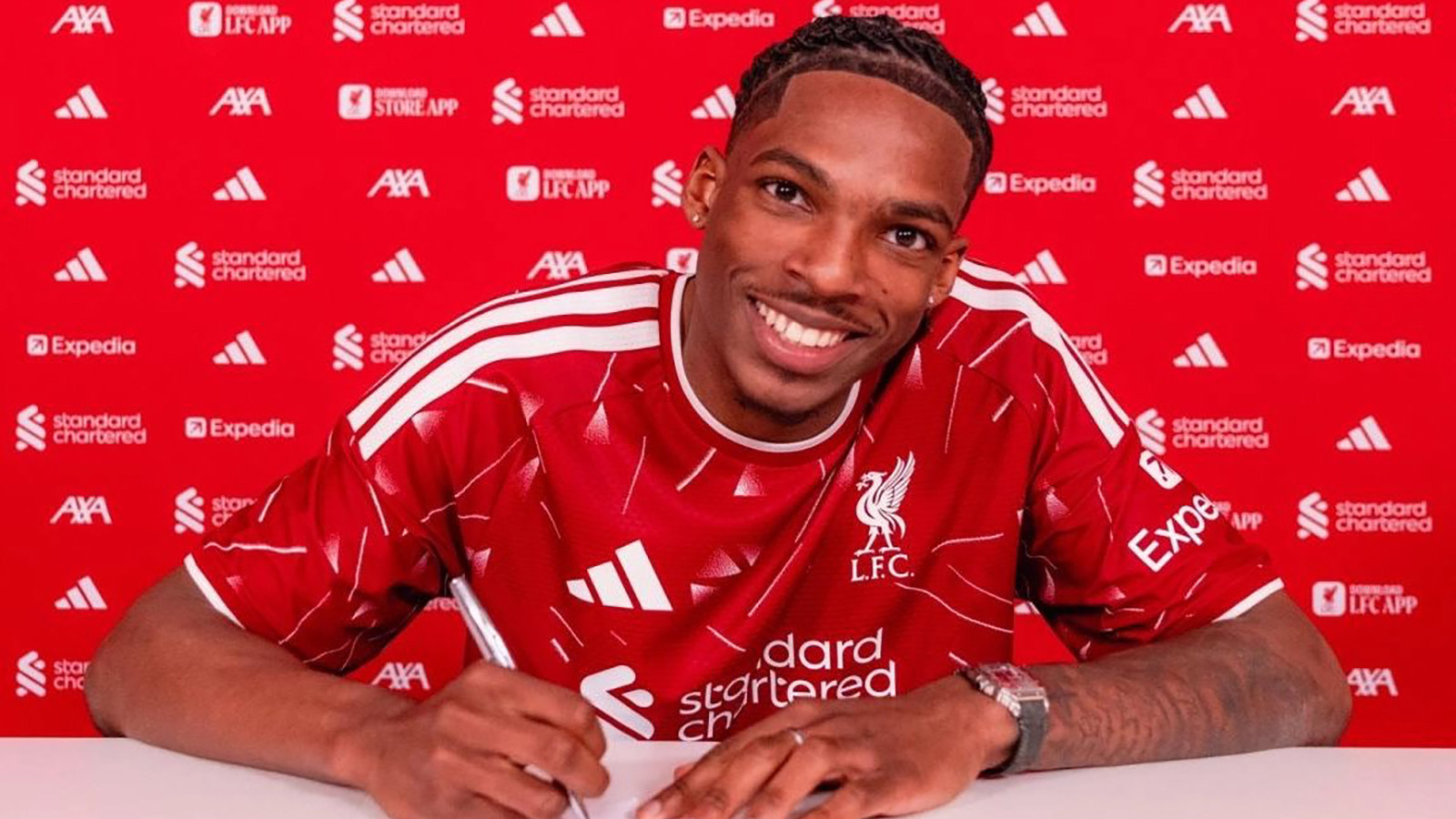 Liverpool, Jeremy Jacquet'i 63 milyon euro'ya transfer etti