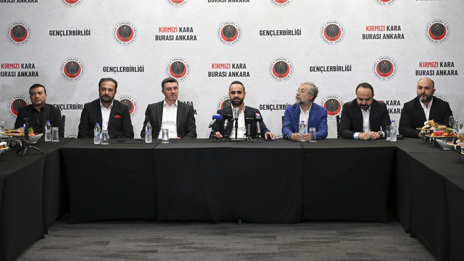 Gençlerbirliği Başkan Adayı Ali Osman Avşar: "Kulübe 400 milyon TL bağış yapacağız"