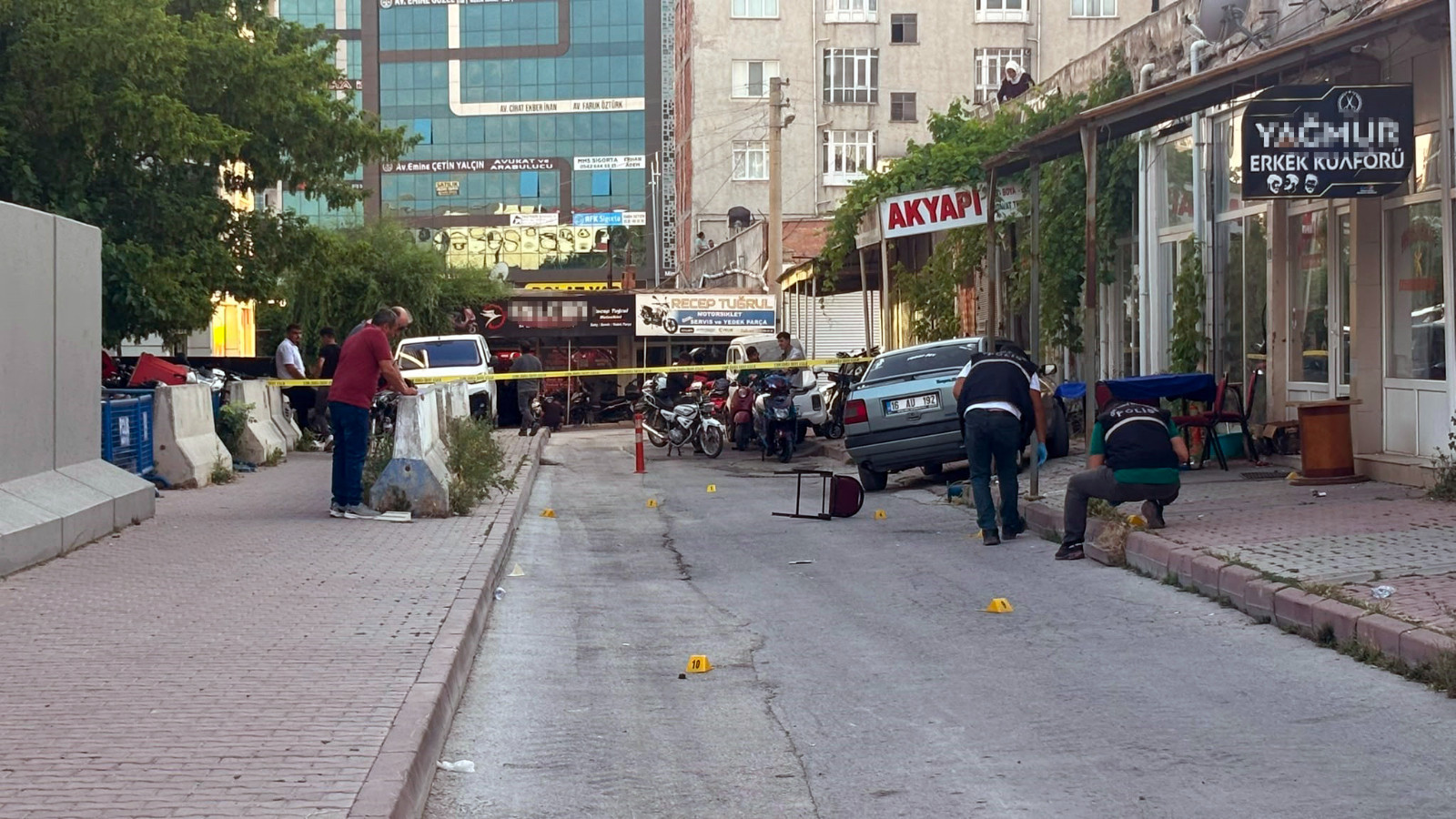 Elazığ'da silahlı saldırı: 4 kişi yaralandı