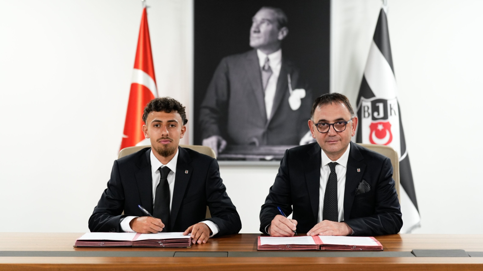 Beşiktaş, Genç Futbolcu İlhan Fakılı ile Anlaştı