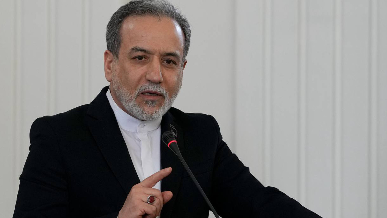 İran'dan müzakere açıklaması