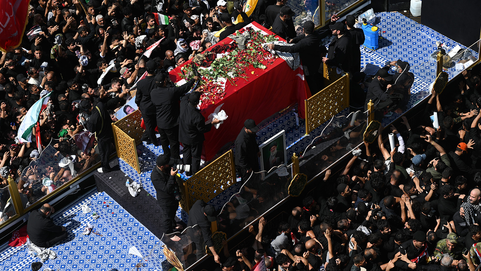 Ali Hamaney için Irak'ta cenaze töreni