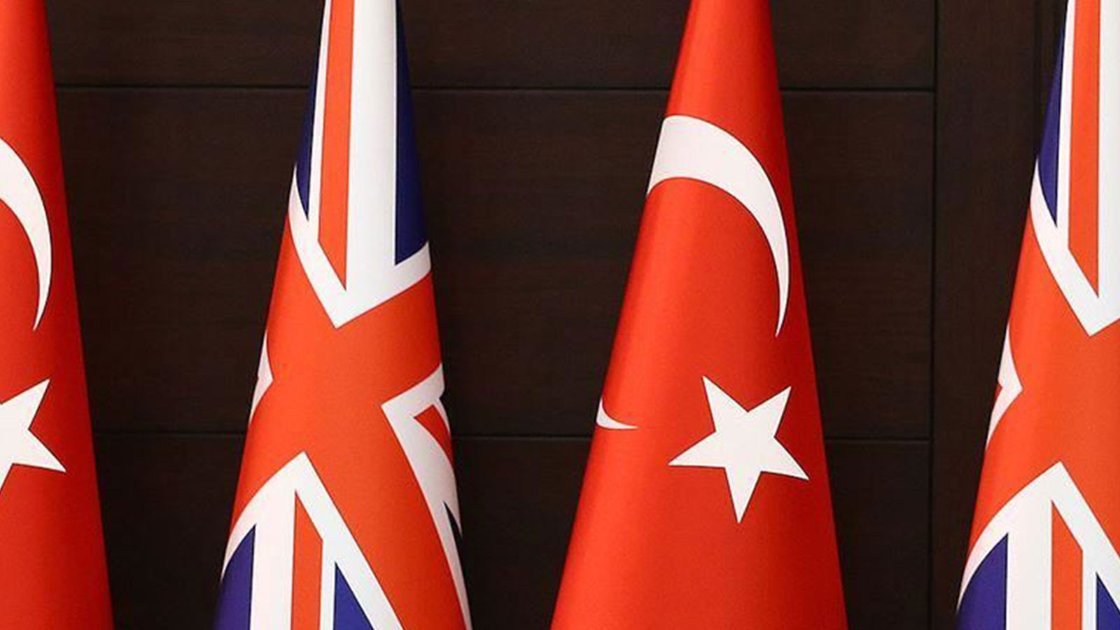İngiltere ile Türkiye Arasında Savunma İşbirliği Anlaşması
