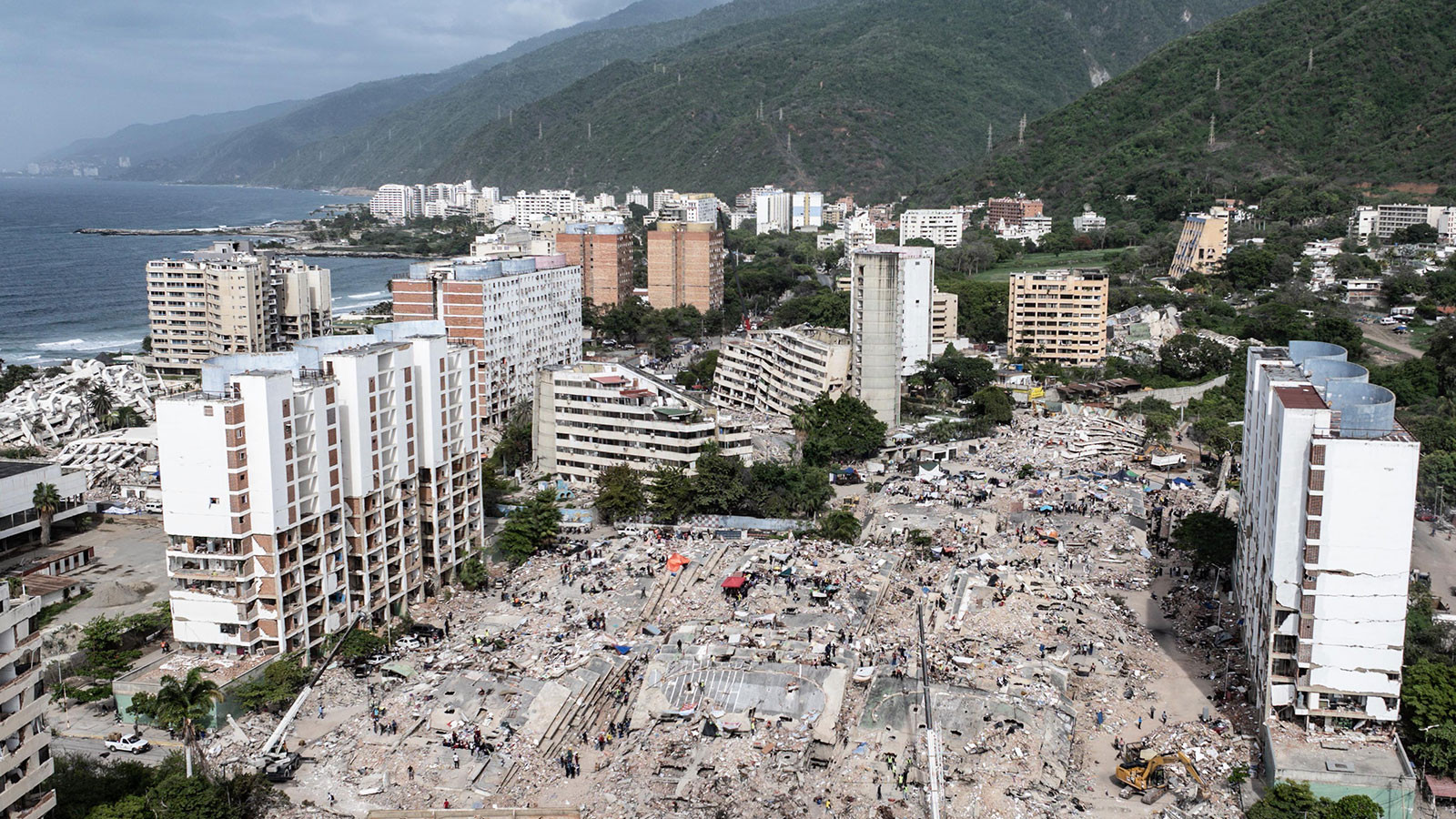 Venezuela'daki depremlerde can kaybı 3 bine yaklaştı