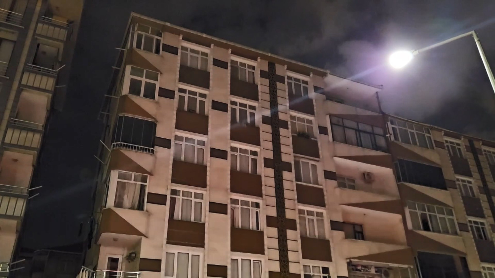Bahçelievler'de 6 katlı apartman tahliye edildi