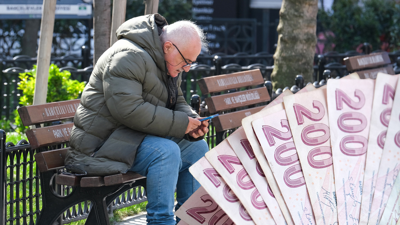 Emekli aylığında hesap değişti: Zamlı ödemeler için kritik takvim netleşti