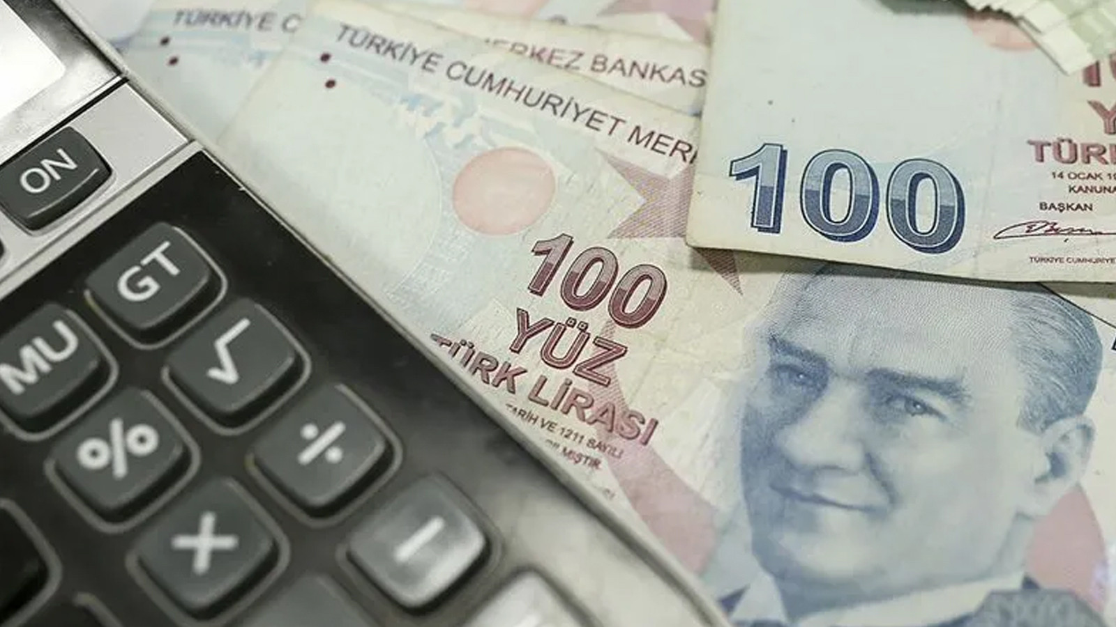 Emekli maaşında beklenen hafta geldi: Zamlı ödemeler başlıyor, gözler tahsis numarasında