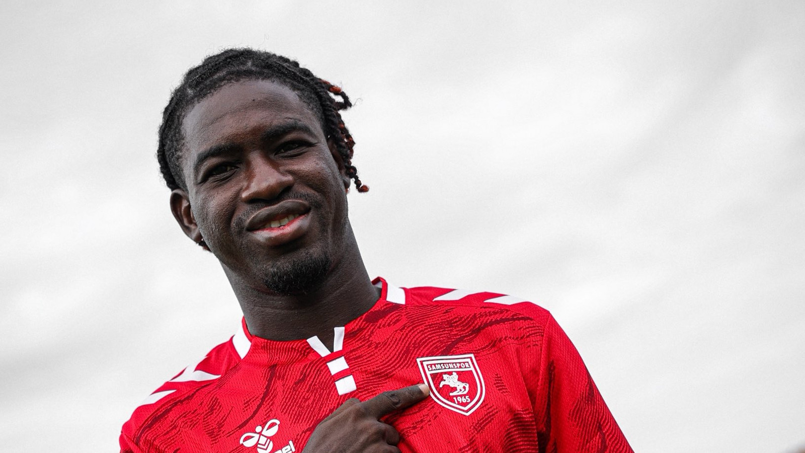 Samsunspor, Cheick Tidiane Diabate ile sözleşme imzaladı