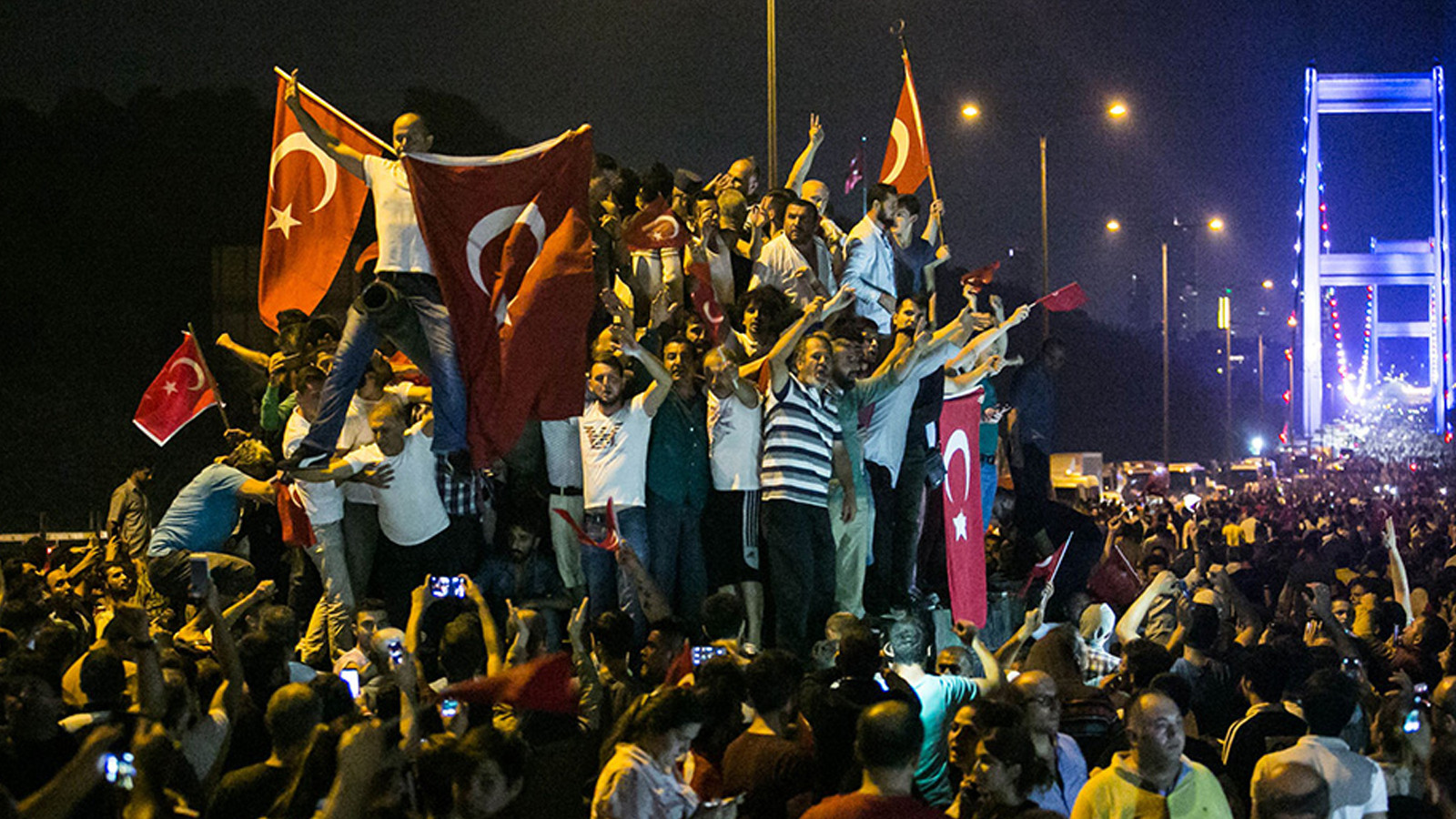 15 Temmuz direnişinin 10. yılı: Kabine üyelerinden peş peşe milli birlik mesajları