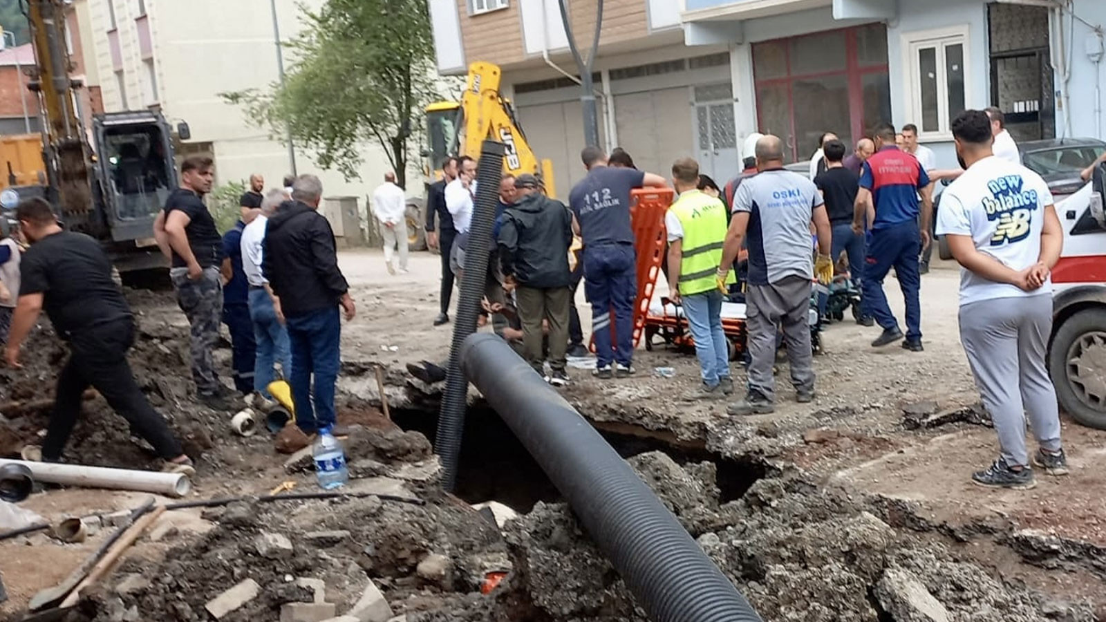Ordu'da altyapı çalışmasında göçük: 2 işçi yaralandı