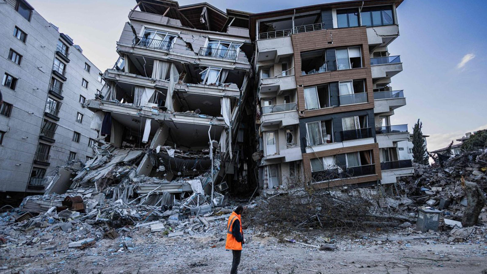 Marmara için zaman kavgası! 300 kilometrelik deprem polemiği
