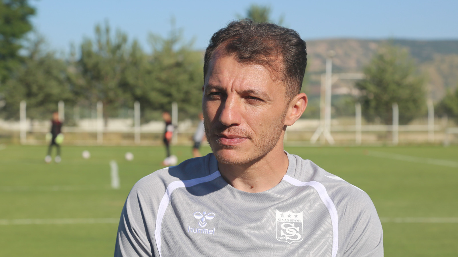 Ziya Erdal: "Sivasspor’u hak ettiği yere taşıyacağız"