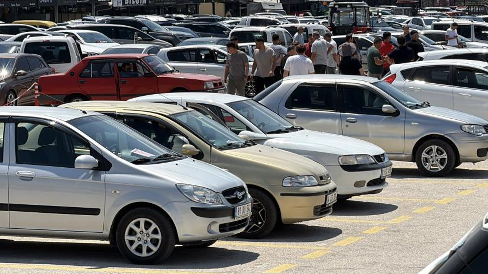 Bolu Oto Pazarı'nda araç çok, satış yok